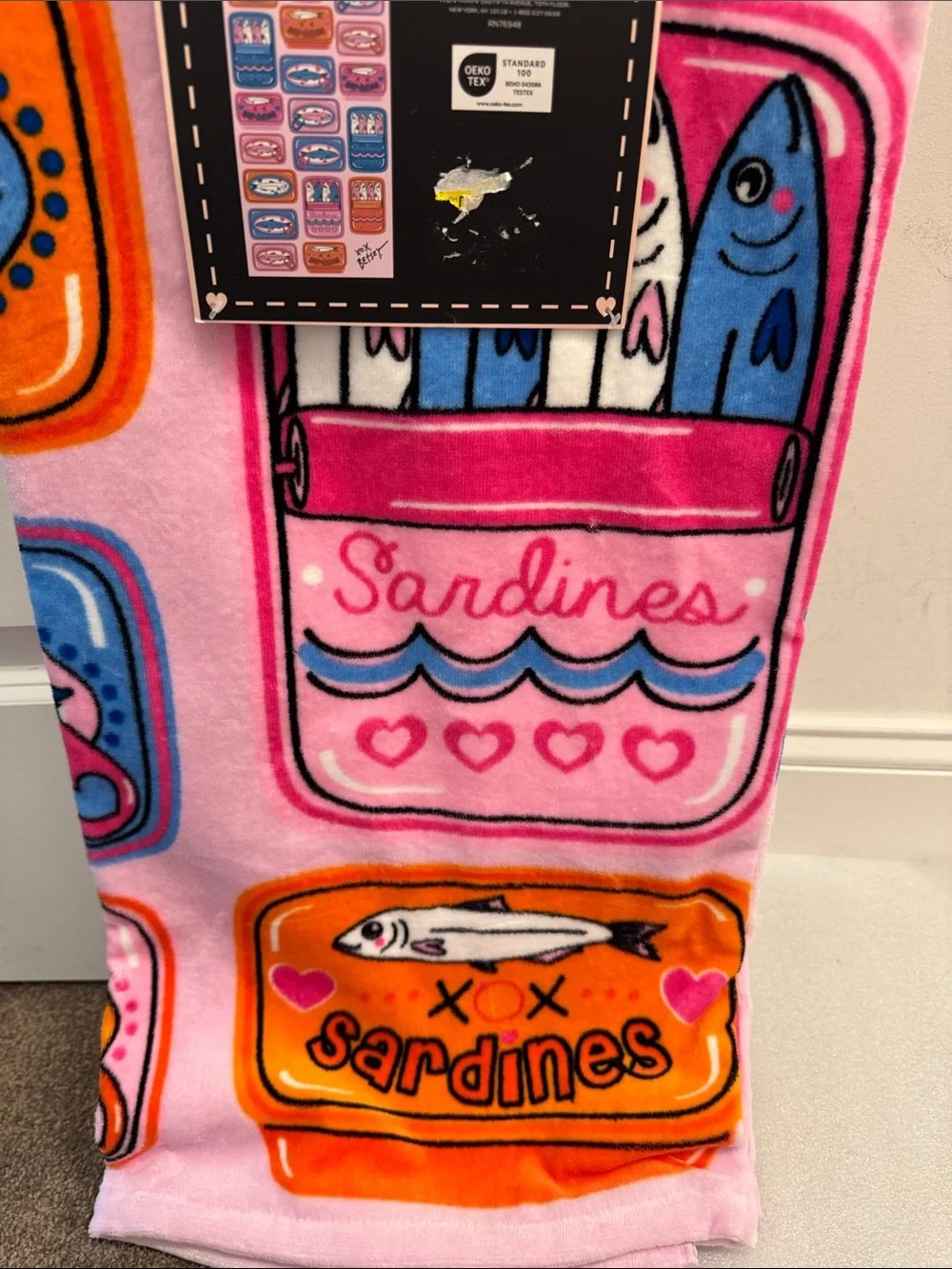 Betsey Johnson sardines fish beach towel 36” x 68” NWT